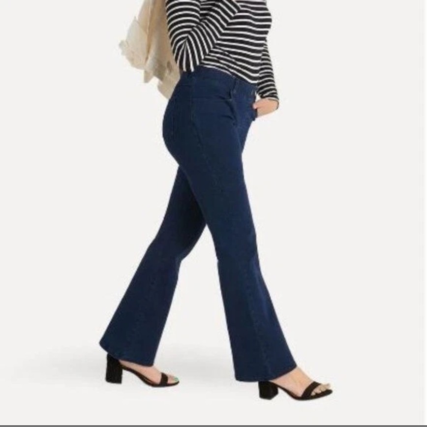 New Betabrand Dark Indigo Bootcut 4 Pocket Yoga Denim Jeans Medium